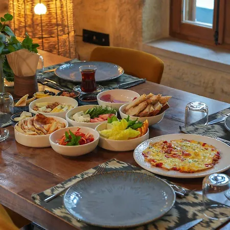 Sinasos Evleri Hotel